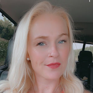 Meet your Posher, Meagan